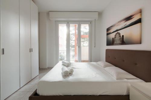Quartiere Mazzini Apartamento | Corvetto M3 - Bright Apt. with balcony!