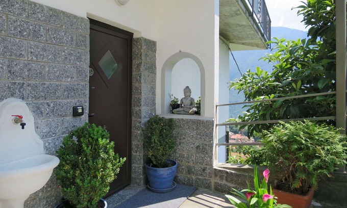 Corrido Apartamento | Acogedor apartamento para 3 personas con A/C, WIFI, TV y balcón