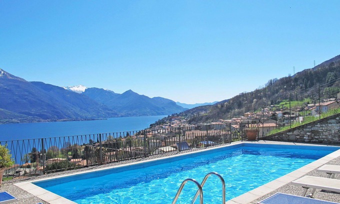 Musso Apartamento | Cosy apartment for 4 guests with WIFI, A/C, pool, TV, terrace and parking