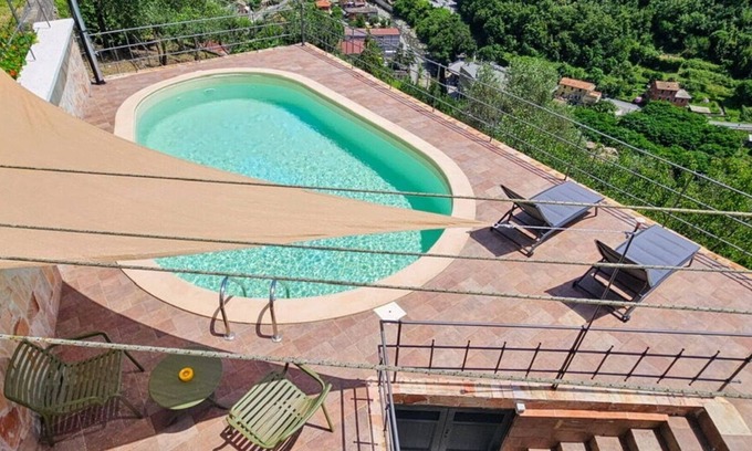 Avegno Apartamento | Bonito apartamento con piscina privada, WIFI, terraza, vista panorámica, cerca de Portofino
