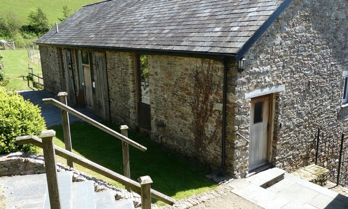Combe Martin Cabaña | Cosy Barn Conversion| Close to the Coast & Exmoor| North Devon