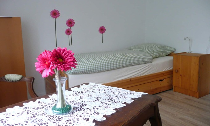 Hergarten Casa | Acogedora casa de campo con un patio en el Eifel Parque Nacional Heimbach Hergarten