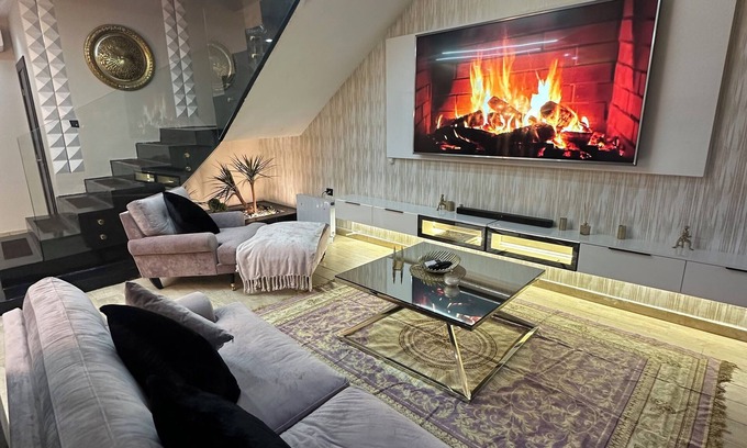 Sousse - Monastir Villa | Cosy light maisonette Villa in the busiest street in Sousse highly equipped