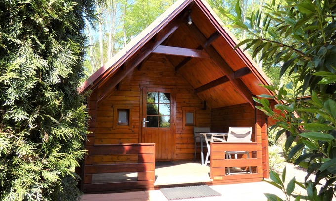 Marum Cabina | Cosy log cabin for rent against the forest edge on the border of Friesland/Groningen/Dr.