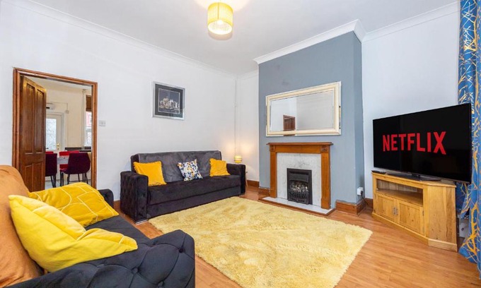 Blackburn Casa | Cosy Two bedroom Terrace Blackburn