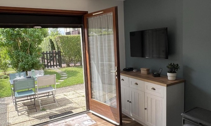 Cabourg Apartamento | *Cottage 6 pers à Cabourg - Proche plage et thalasso, jardin, parking, Wi-Fi gratuit* - FR-1-487-358