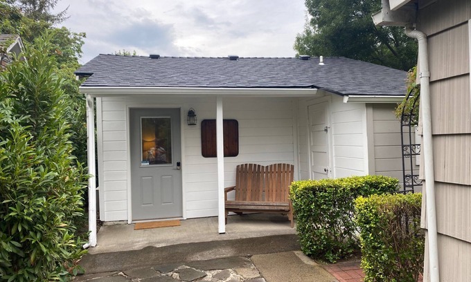 Jacksonville Cabaña | Rural-Baño privado con ducha-Patio-Cottage C