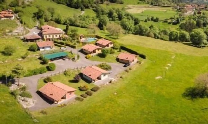 La Cueva Cabaña | Casa rural (alquiler íntegro) El Regueru para 4 personas