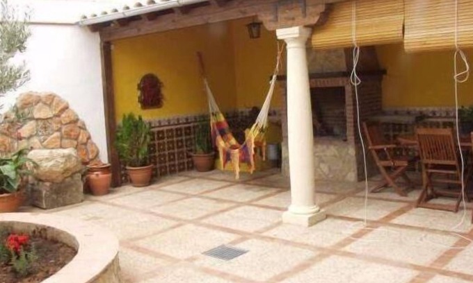 Villamalea Chalet De Esquí | Casa rural (alquiler íntegro) Río Cabriel para 8 personas