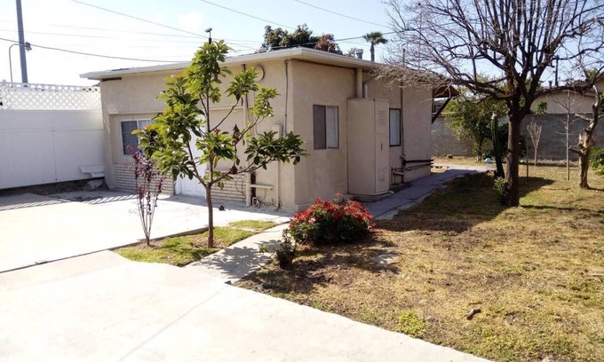 Lawndale Casa | Casa de campo cerca de la playa LAX Wifi Autopista Disney Mall Northrop Stadium SpaceX