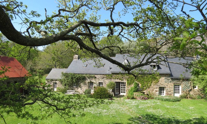 Argol Cabaña | Casa rural cerca del mar y con capacidad para 11 personas.