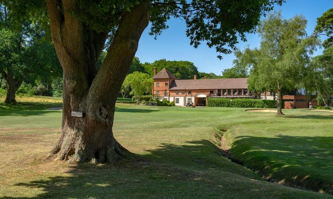 Crawley Hotel | Cottesmore Hotel Golf & Country Club
