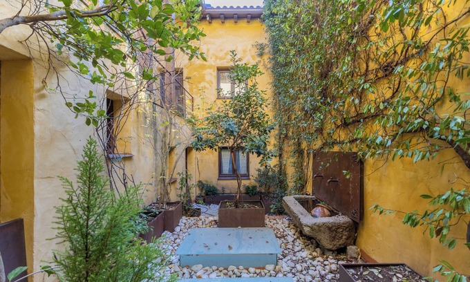 Braojos Casa | Casa rural 'Alojamiento Cepheus' con vistas a la montaña y Wi-Fi