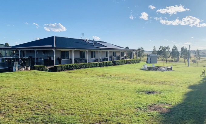 Castle Rock Otro | COUNTRY HOMESTEAD Upper Hunter Valley NSW