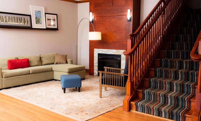 Brockton Hotel | Country Inn & Suites by Radisson, Brockton (Boston), MA