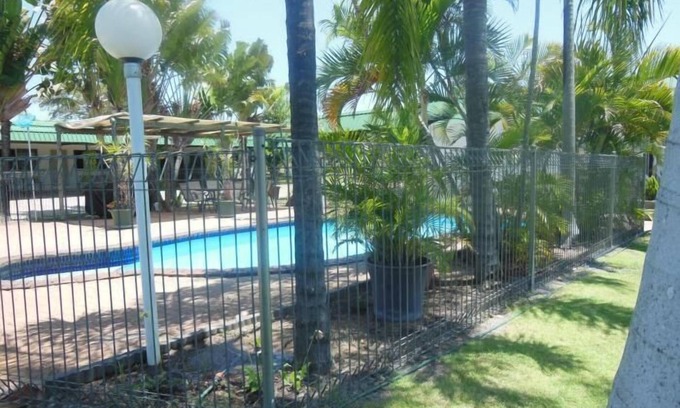 Charters Towers Hotel | Country Road Motel