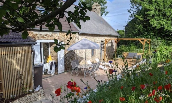 Fierville-les-Mines Casa | Family house countryside / sea