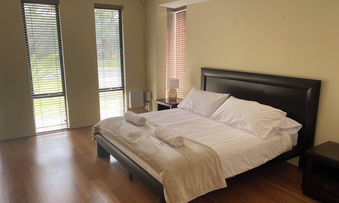 Furnissdale Casa | Couples Riverside Retreat ( sleeps 2)