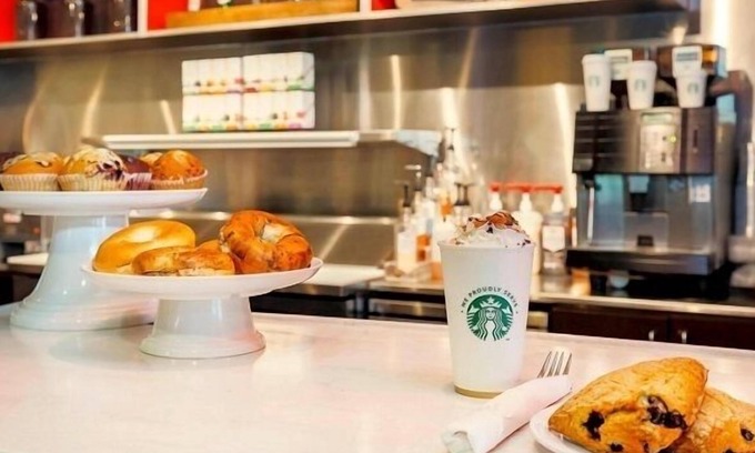 Concord Hotel | Courtyard by Marriott Concord