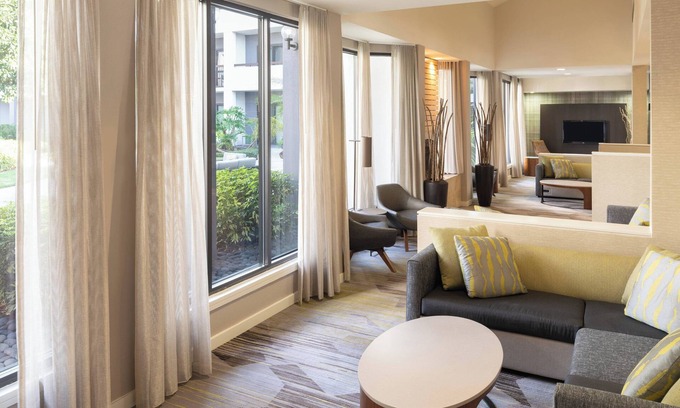 Airport North Hotel | Courtyard by Marriott Orlando Airport