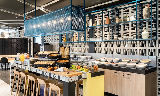 La Source Hotel | Courtyard by Marriott Paris Creteil