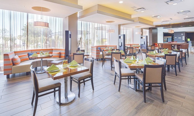 Saltillo Hotel | Courtyard Saltillo