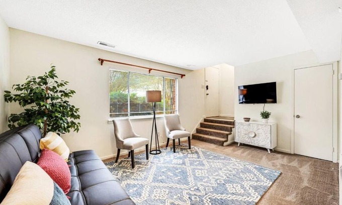 Alabaster Casa | Covenient Townhome in Alabaster near Birmingham