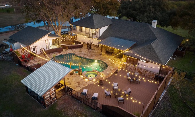 Fort Worth Casa | Cowtown Casa: A Place to Hang Your Hat