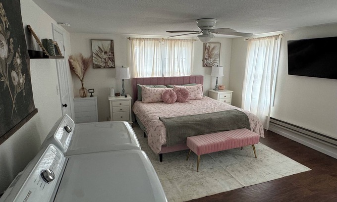 Farmington Casa | Cozy 1-bedroom house with AC and WiFi in charming Farmington