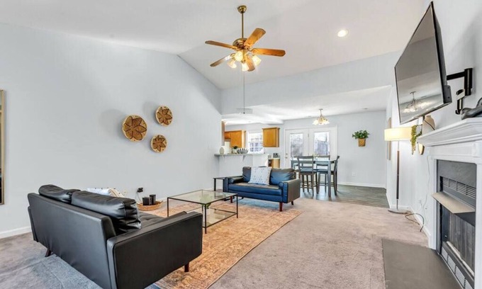 Kernersville Casa | Cozy 3 Bd, Garage, Patio, Fenced Yard, Self Chek-N