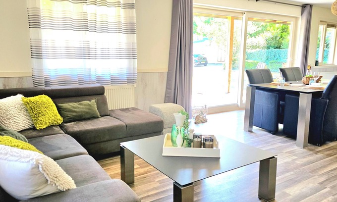 Erm Casa | Cozy 3-bedroom bungalow in Ermerstrand (Netherlands)