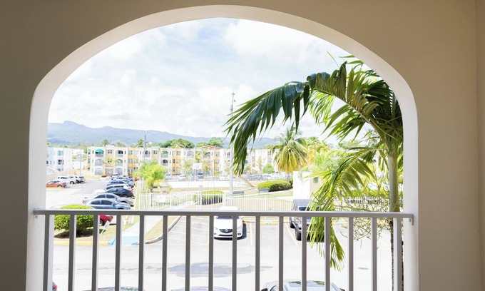 Rio Grande Condominio | Cozy 3 bedroom condo WiFi, AC in Río Grande pool minutes to beaches,Rain Forest