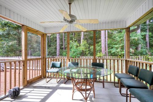 Lincolnville Casa | Cozy 4-bed, 2-bath Spacious Family Home