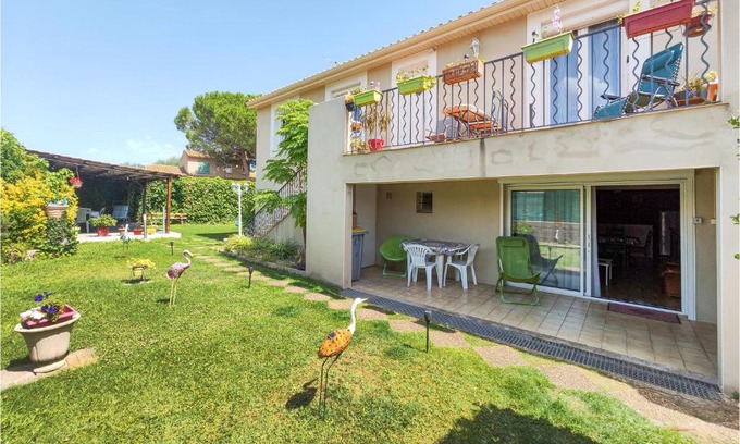 Loupian Apartamento | Cozy Apartment In Loupian With Wifi