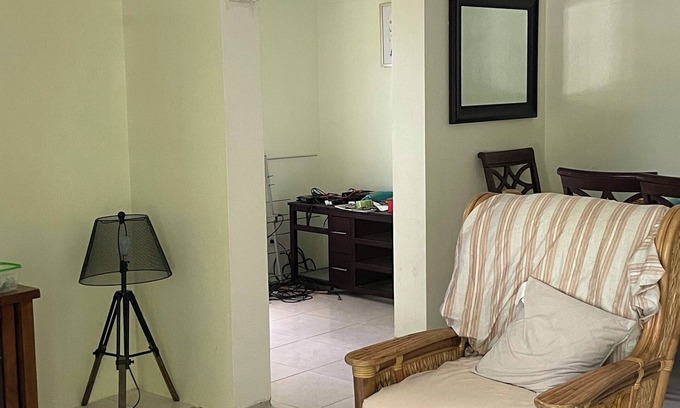 Woodlands Apartamento | Cozy apartment in lovely Olveston with AC, WiFi. Close to Salem and Old town.
