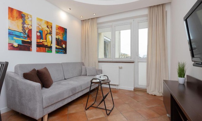 Ursus Apartamento | Cozy Apartment with Parking in Warsaw Ursus by Noclegi Renters