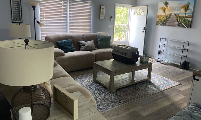 Hampstead Casa | Cozy Beach Getaway