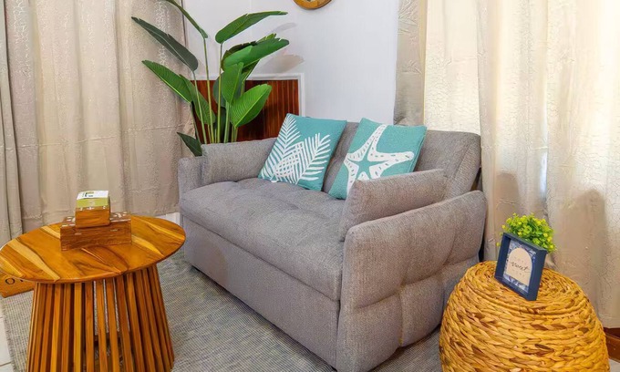 Antoneys Cay Cabina | Cozy cabin west end 1min 2 beach