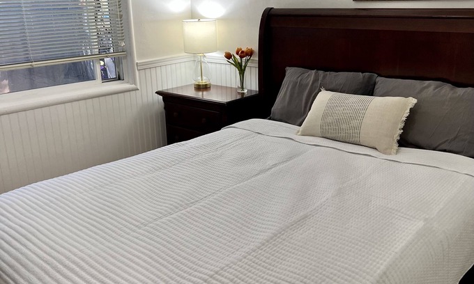 Hillsdale Apartamento | Cozy & Comfy 1-Bedroom Great Central San Mateo Location, Walkable 1/1