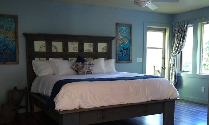 Waynesville Cabaña | Acogedora cabaña en Red Leaf River Inn