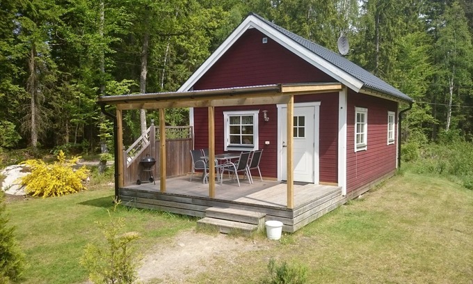 Hallaryd Cabaña | Cabaña junto al lago Örsjön con conexión Wi-Fi gratuita y su propio bote de remos privado