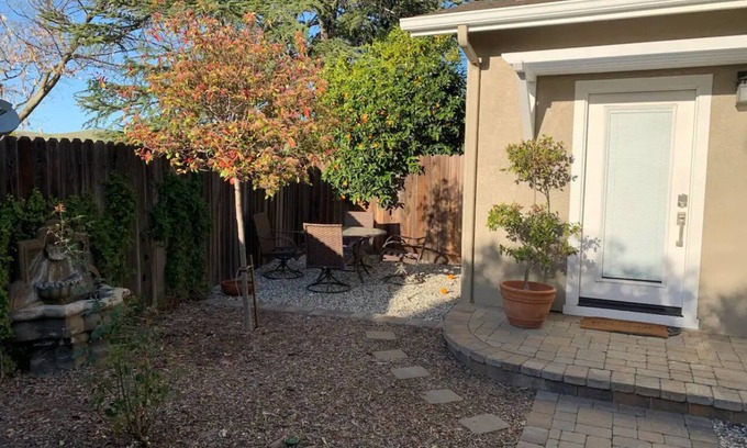 Concord Casa | Cozy cottage walking distance from bart