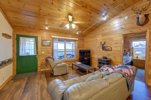Bryson City Casa | Cozy Deer Glen Cabin with Private Hot Tub and Porch!