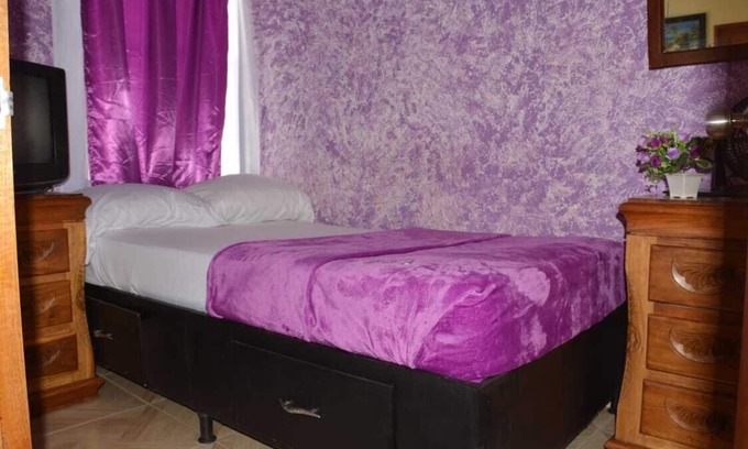 Popular Apartamento | Acogedora Habitación Amoblada + Desayuno