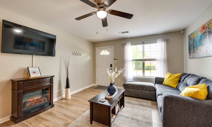 Warner Robins Casa | Cozy Georgia Abode w/ Patio & Grill, Near Golfing!