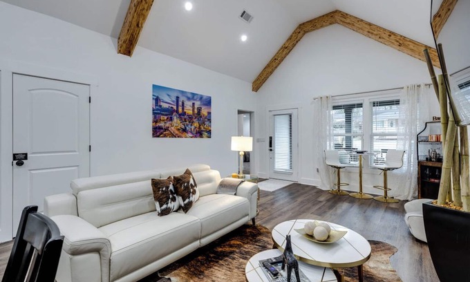 Hapeville Casa | Cozy Georgia getaway. Minutes from ATL Airport!