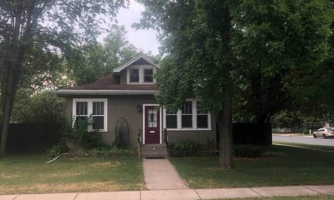 Cambridge Casa | Cozy Hideaway Downtown Cambridge down