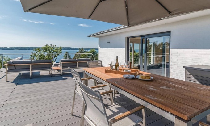 Bosau Casa | Hermosa casa en Bosau con vista al mar