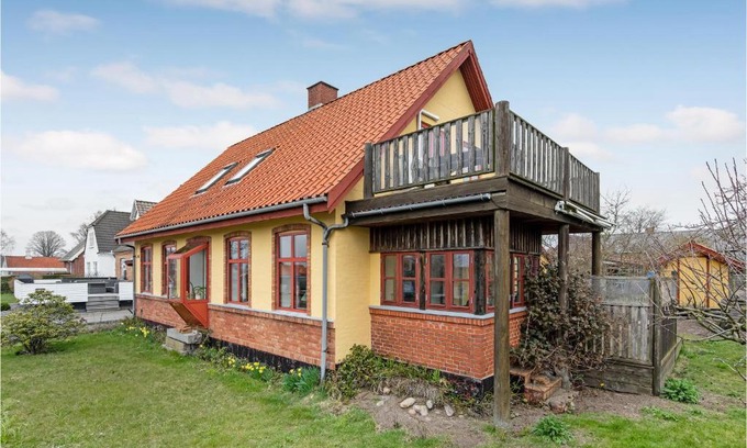 Hasle Casa | Cozy Home In Hasle With Kitchen