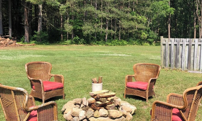 Turkey Point Casa | Cozy Home near the Beach, with Hiking & Biking Trails, Wineries & Ziplines